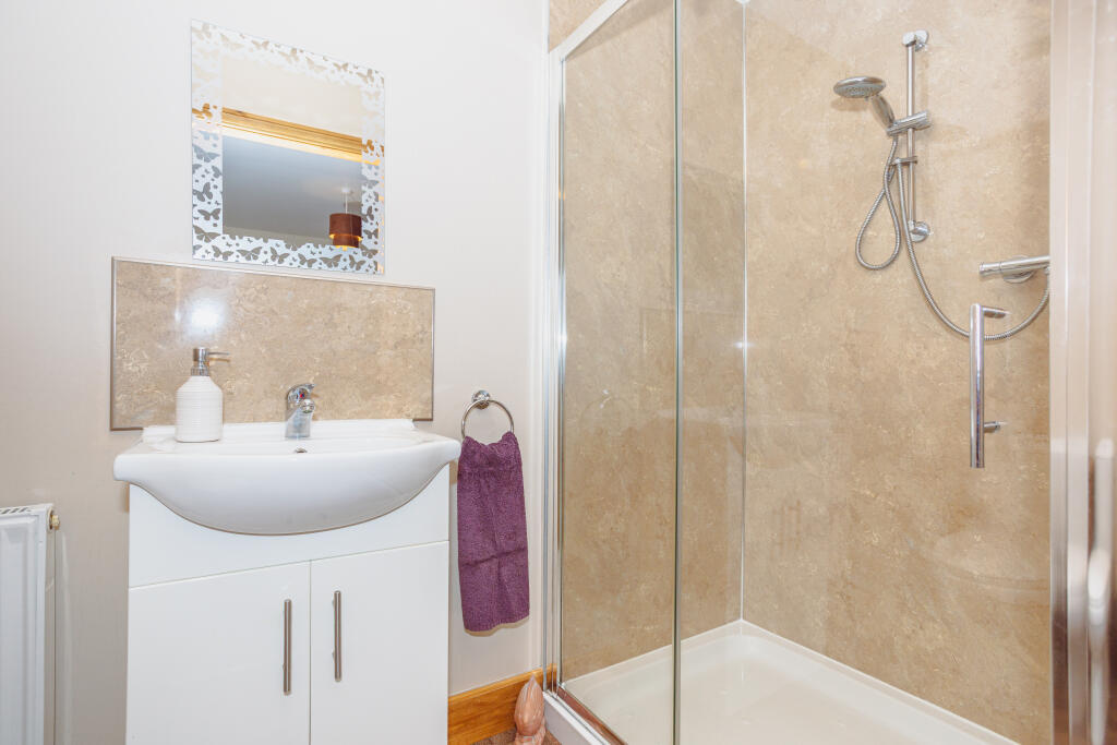 Master En-Suite