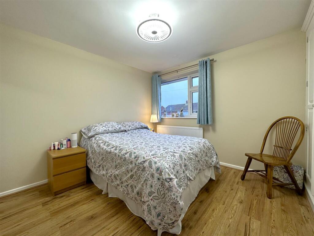 Master Bedroom 655