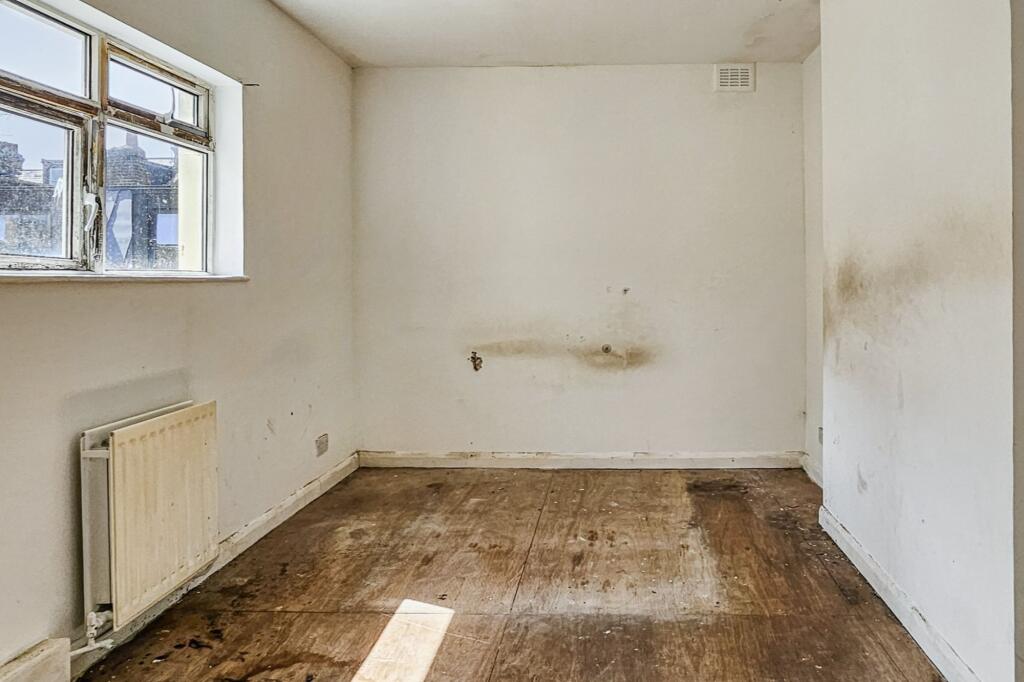 Flat C, 75 Malvern Road, London NW6 5PU