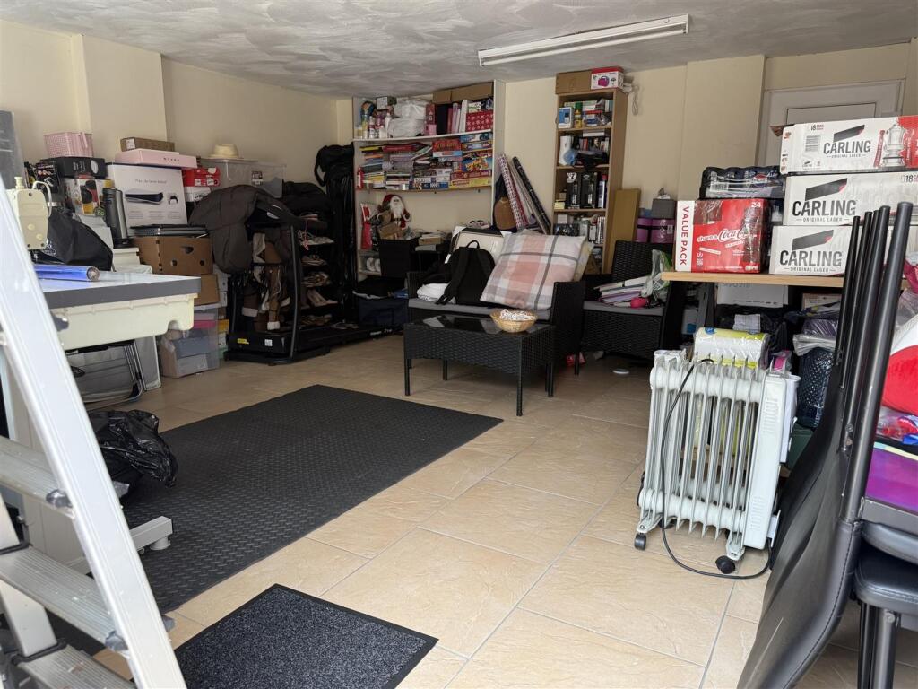 Garage Room