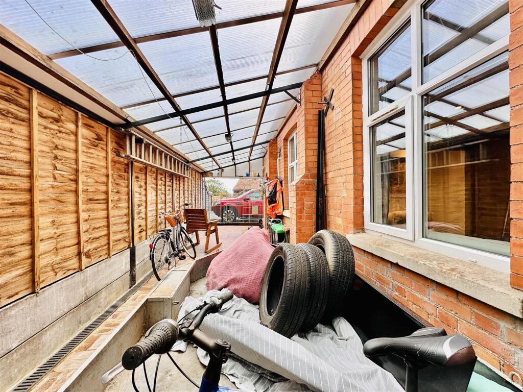 Car Port