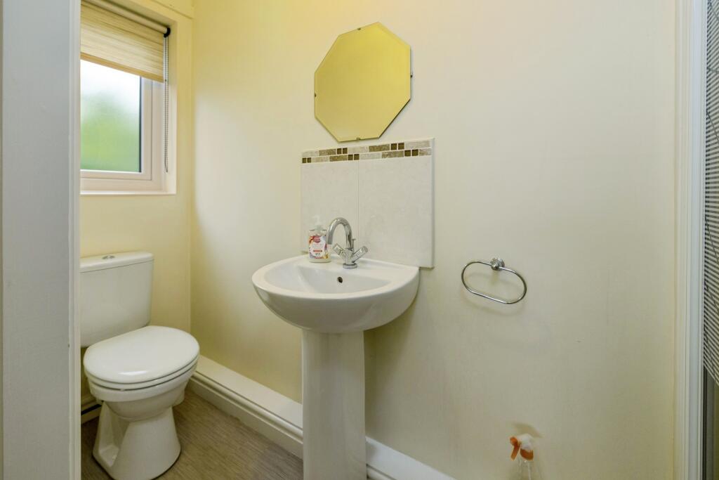 En-Suite 2