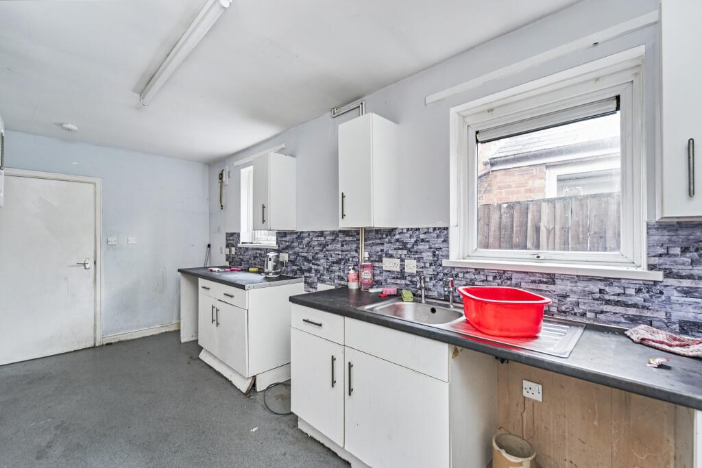 31 Booth Street, Darlaston, Wednesbury, West Midlands, WS10 8JB