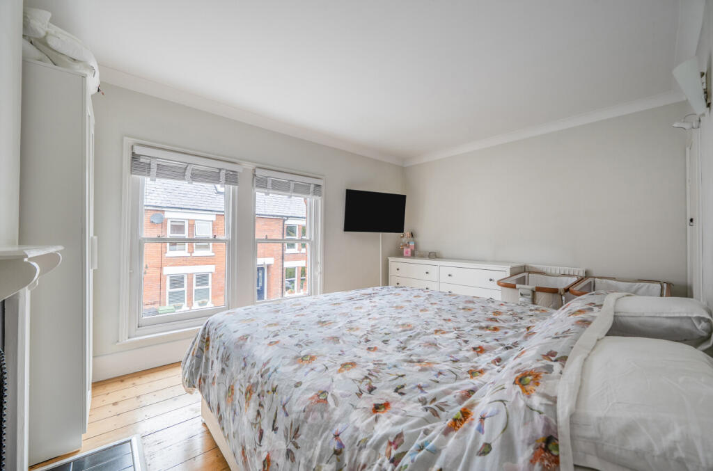 1350677-16-68c193...