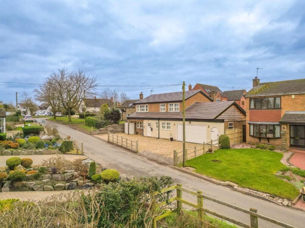 Top Road - Image.jpg