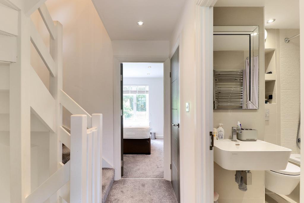 1st floor landing