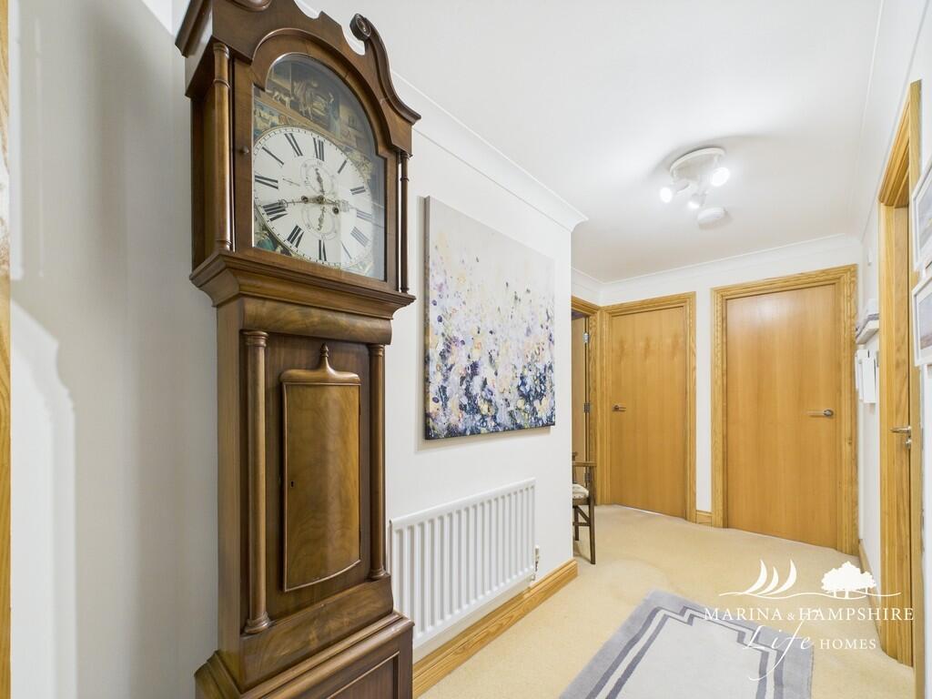 CAM03691G0-PR0042...