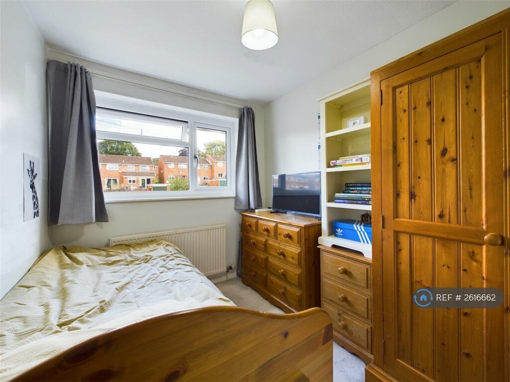 2nd Bedroom