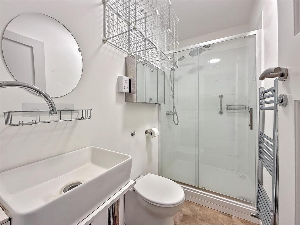 19CarlisleAve-33.jpg