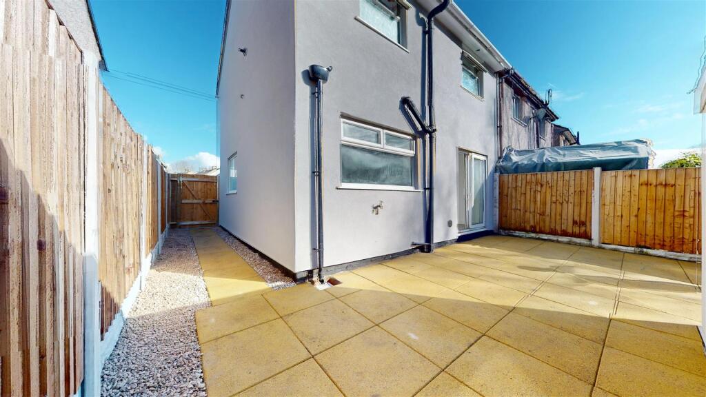 Brookway Lane Rear Garden