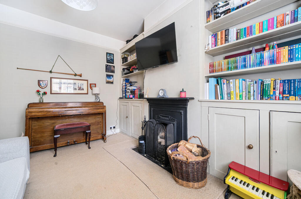 1375169-34-690c79...