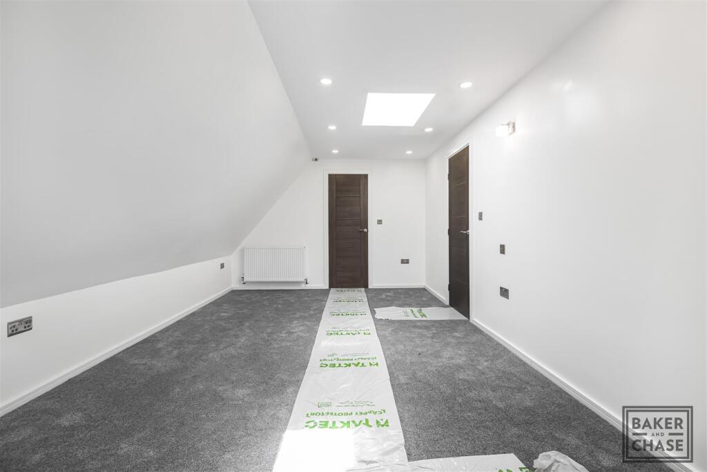 Bedroom 3 (First Floor)