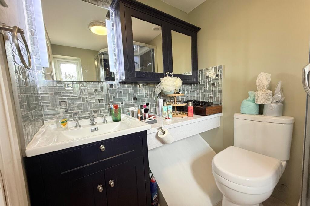 En-Suite Shower Room