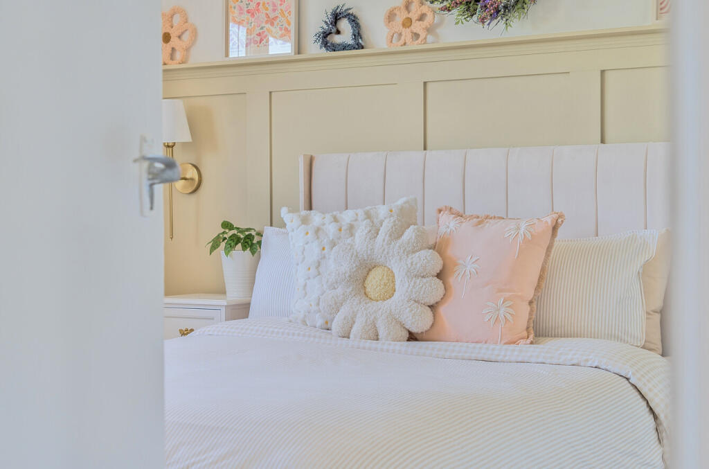 1310927-19-6852da...