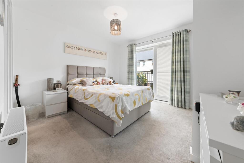 6 Jennings Court-3.jpg