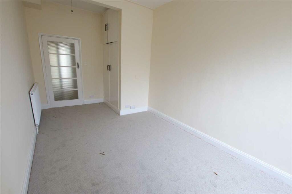 BASEMENT FLAT