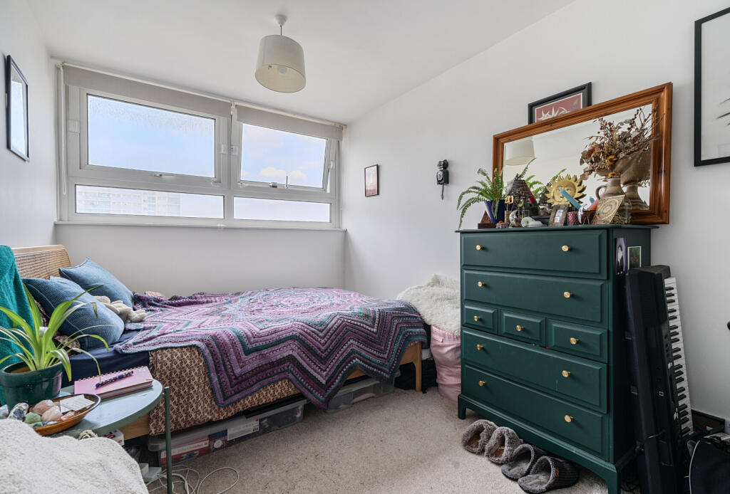 1298503-18-683f27...