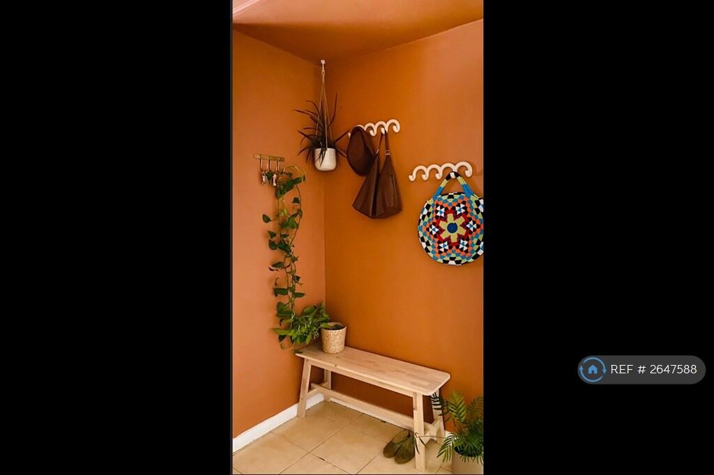 Entrance Hall Way