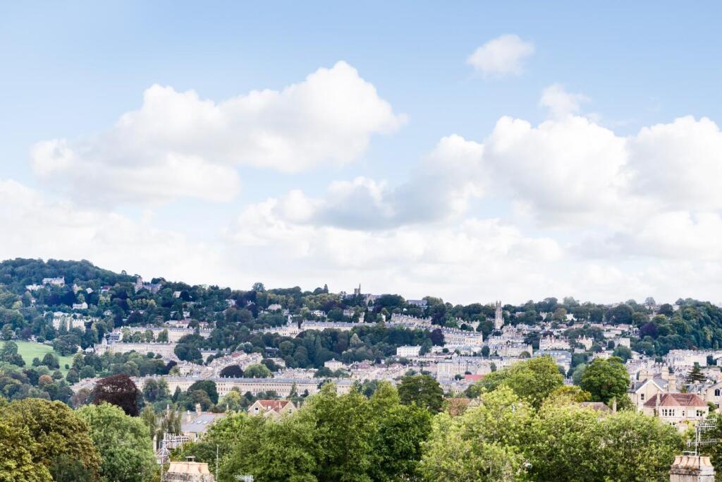 Flat 2, 42, Bloomfie