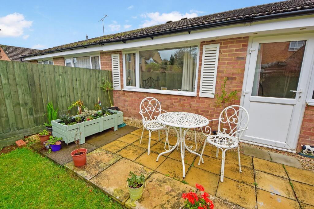 Hampton Drive, Kings Sutton, Banbury, OX17