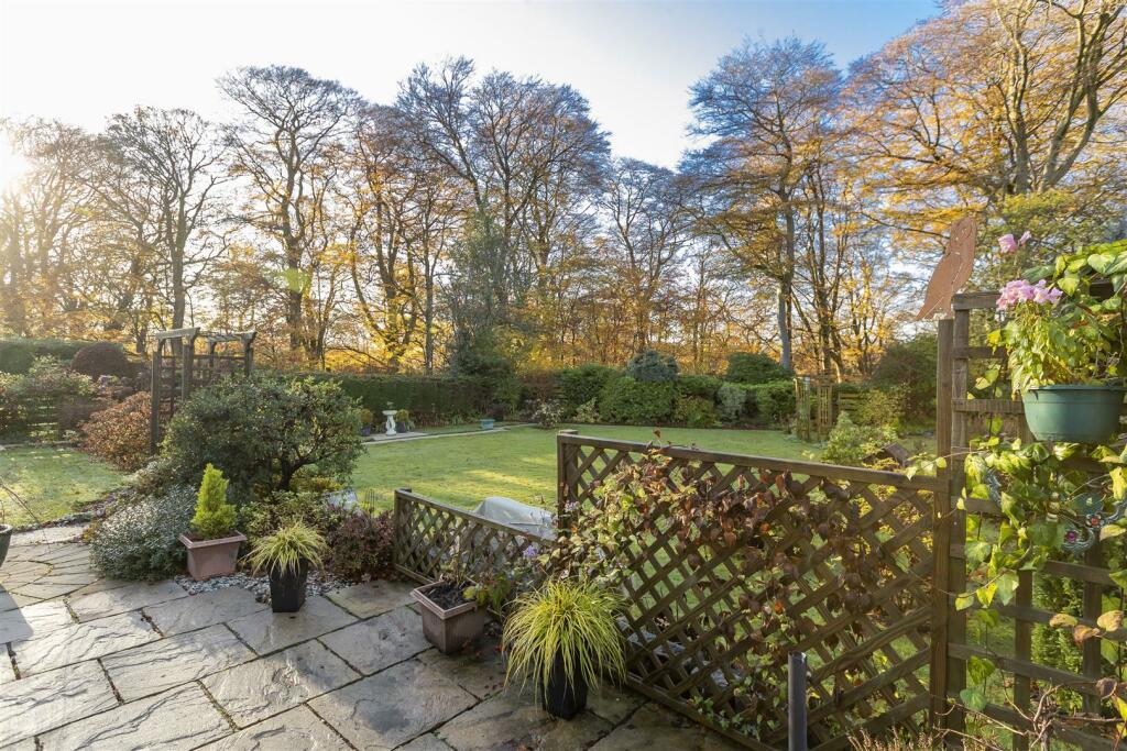 10_TOFTHILL_GARDENS_BISHOPBRIGGS_023.JPG
