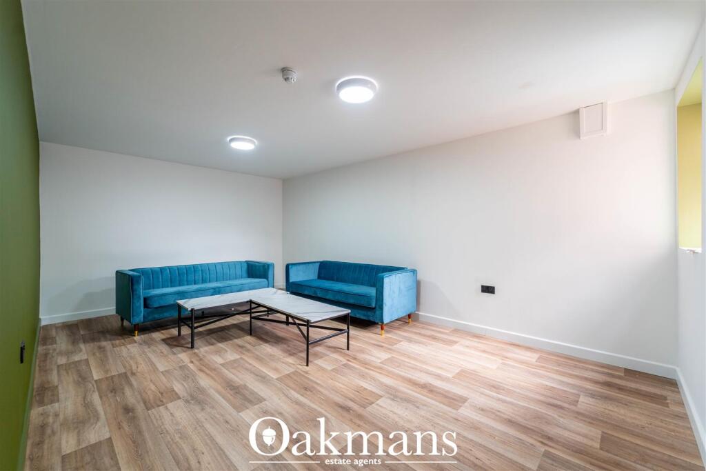 green lounge outside