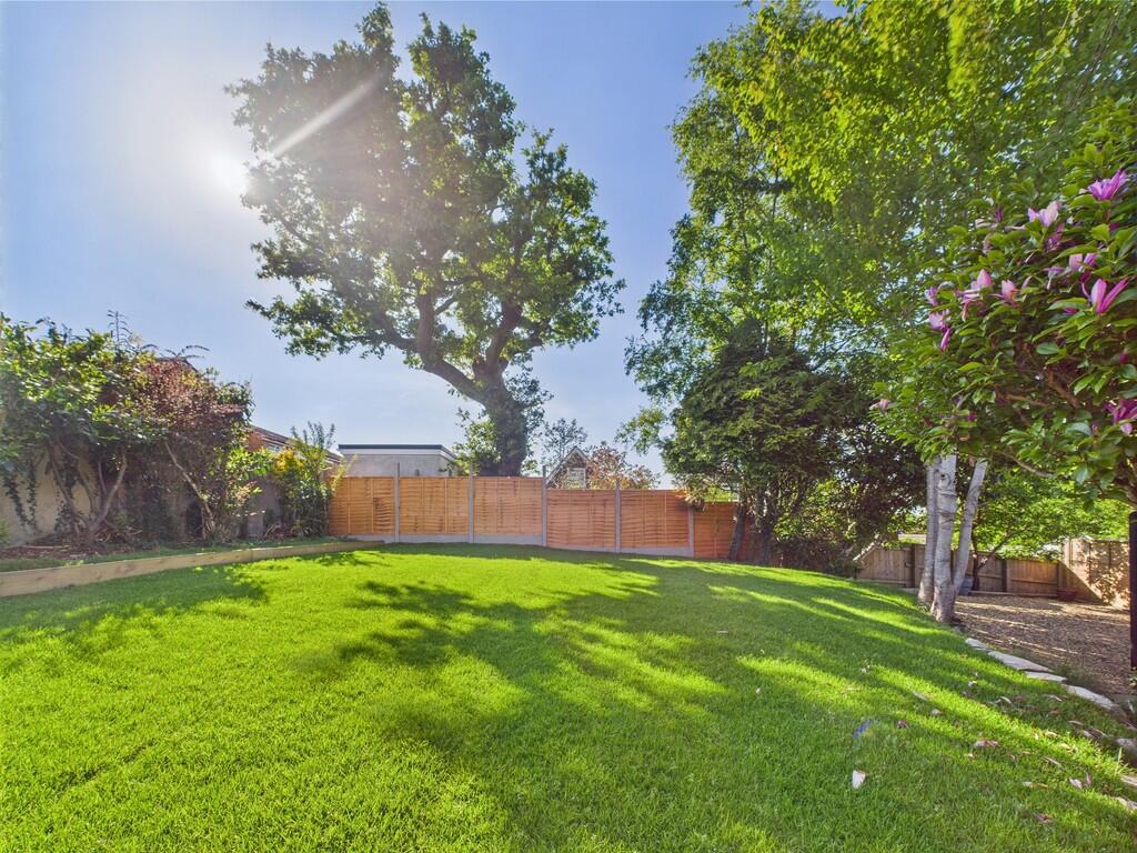 CAM02089G0-PR0474...