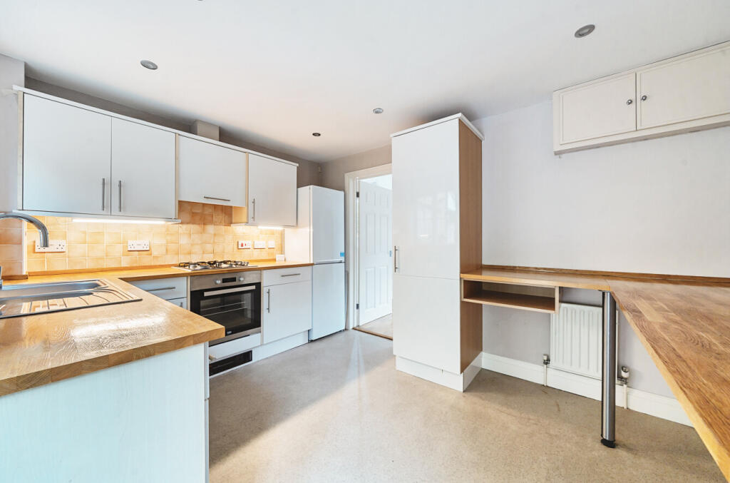 1334411-12-68a2ee...