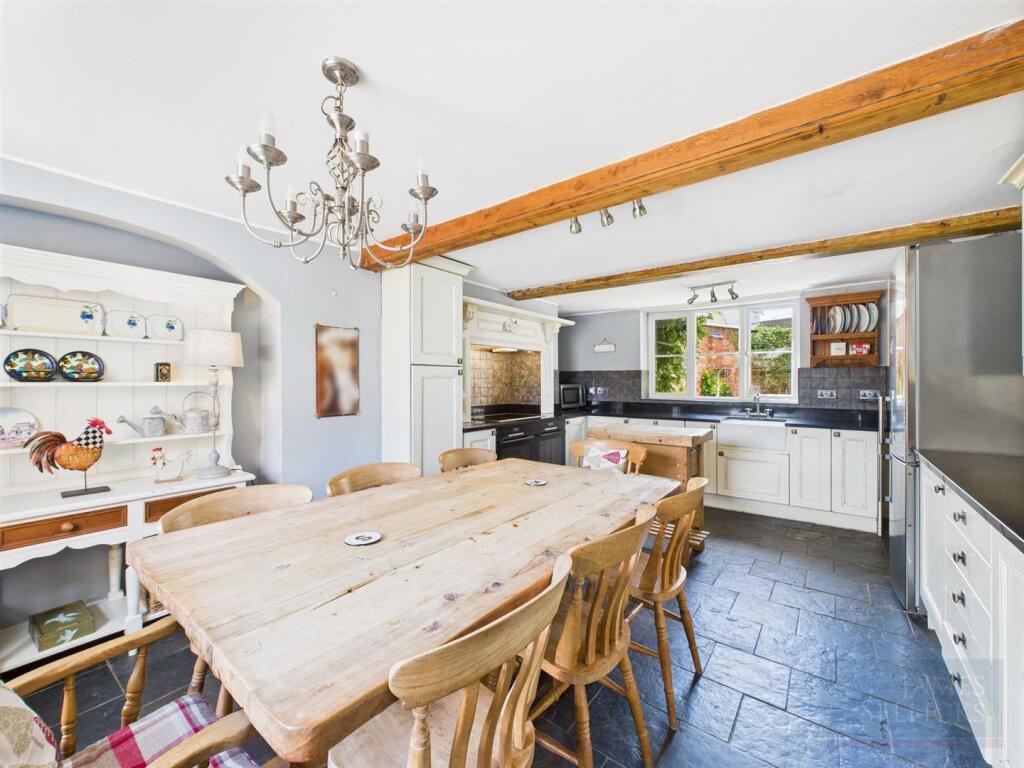 Hillcrest House, Husbands Bosworth