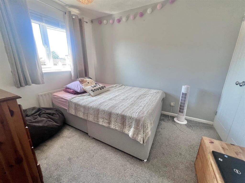 Bedroom 2.jpg
