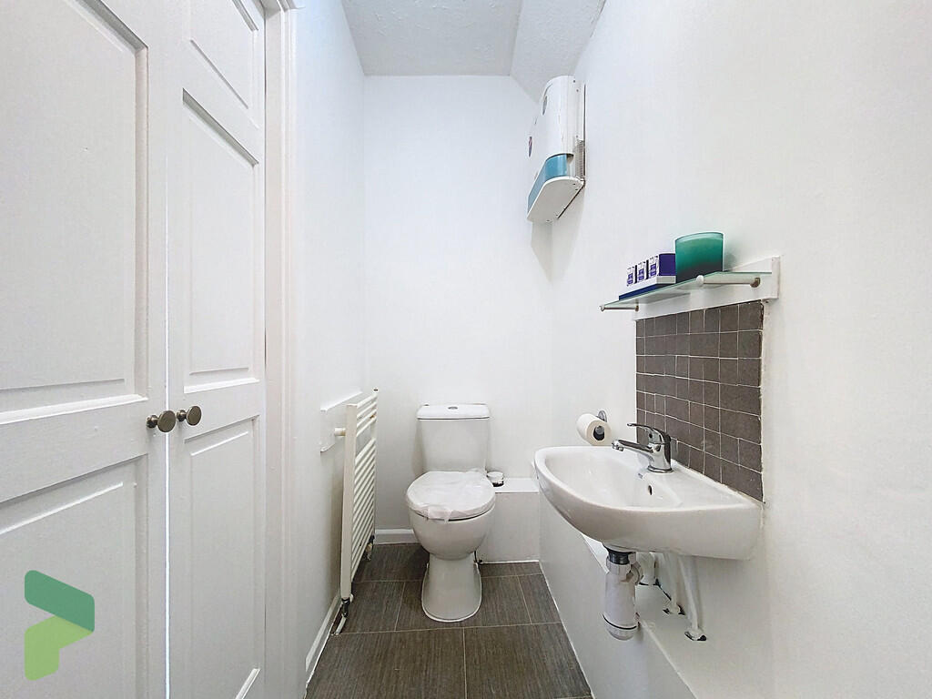 Bedroom One En Su...