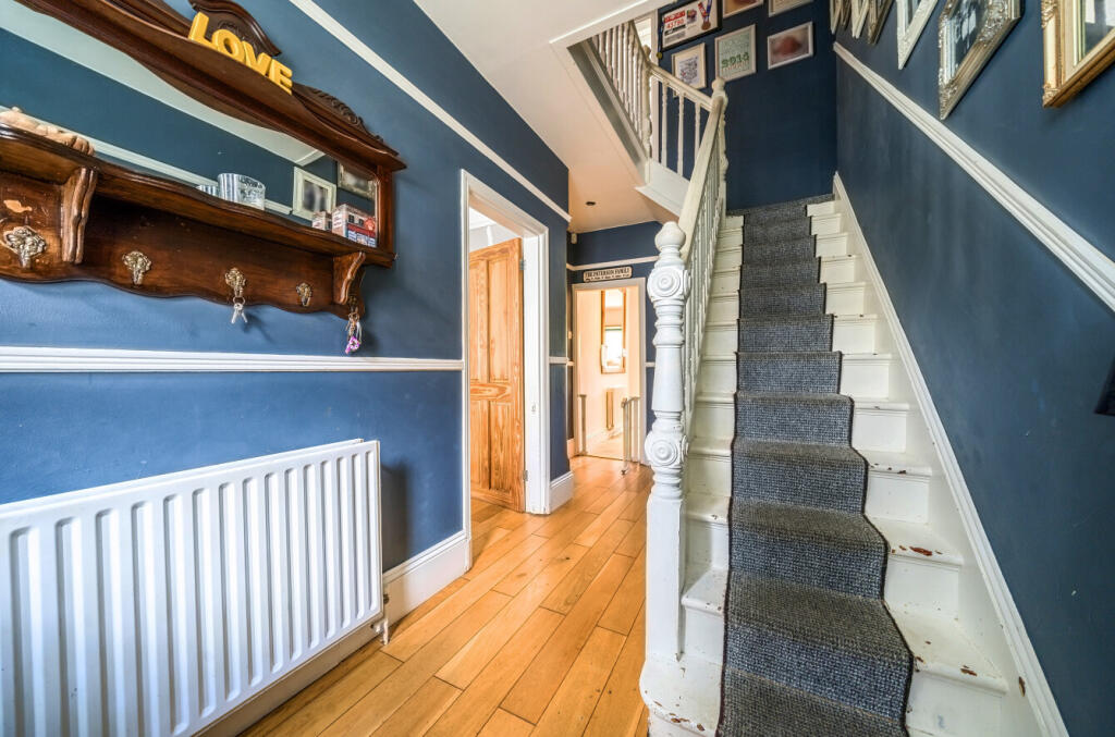 1354483-17-68c449...