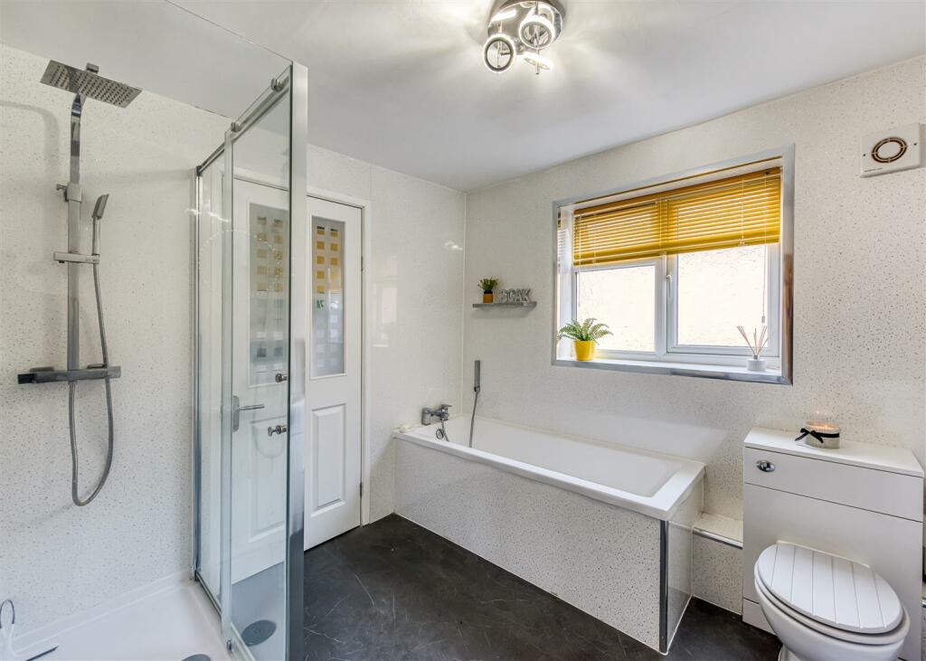 The Old Sweet Shop-bathroom1.jpg