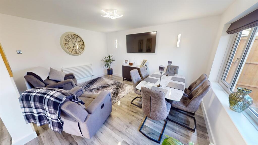 Seacroft Crescent Dining Room