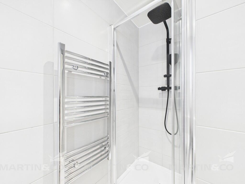 CAM02406G0-PR0416...