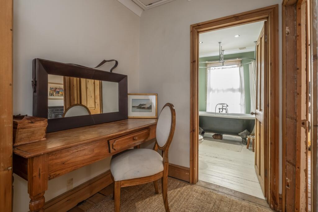 Lower-Mortlake-Ro...