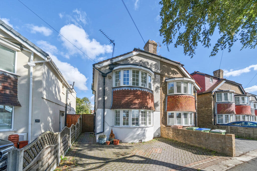 1353864-1-68c3ea0...