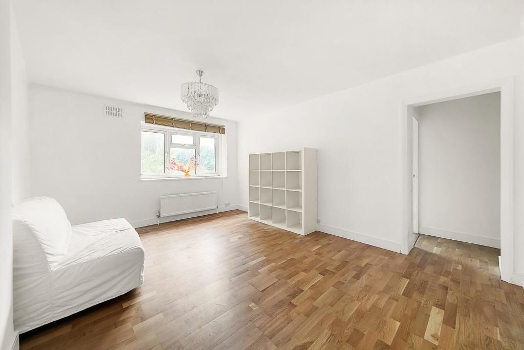 Reception Room.jpg