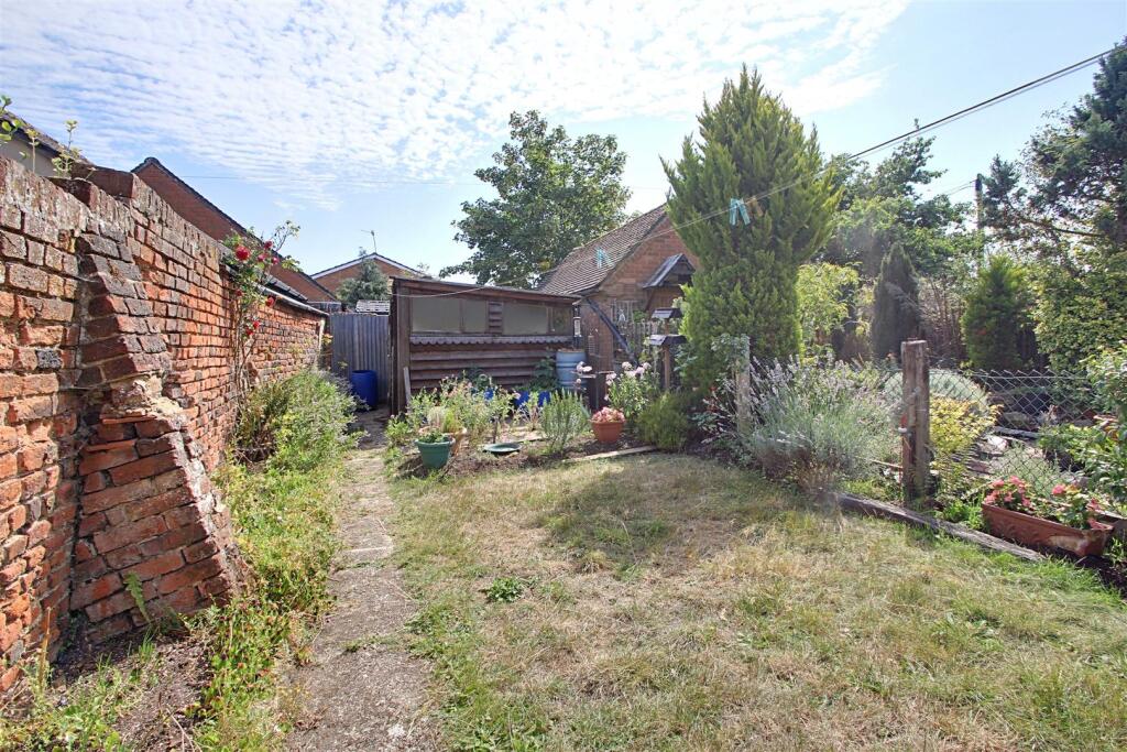 Garden 1.jpg