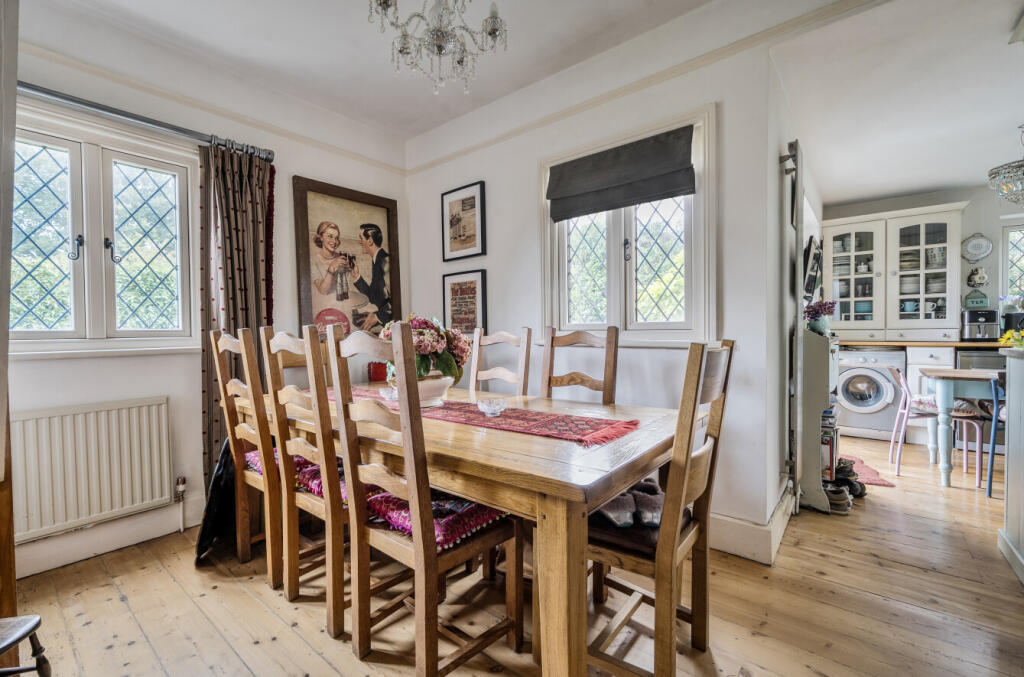 1357737-6-68d7c35...