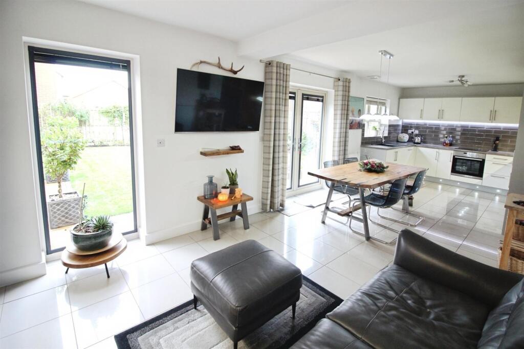 Kitchen/family/dining room