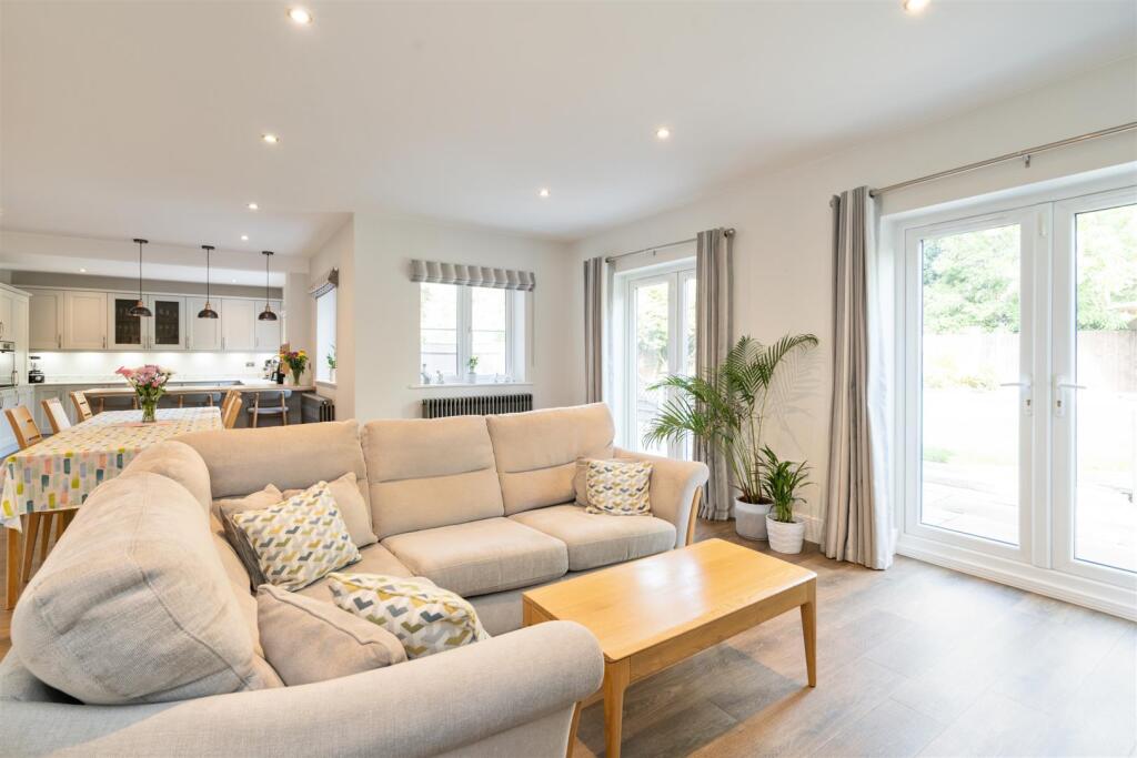 136 Norton Lane_036.jpg