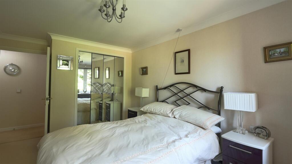 Henbury Court Bedroom