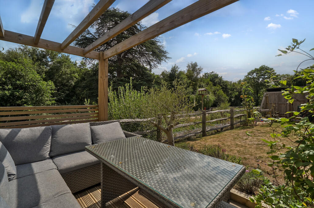 1332223-8-688a307...