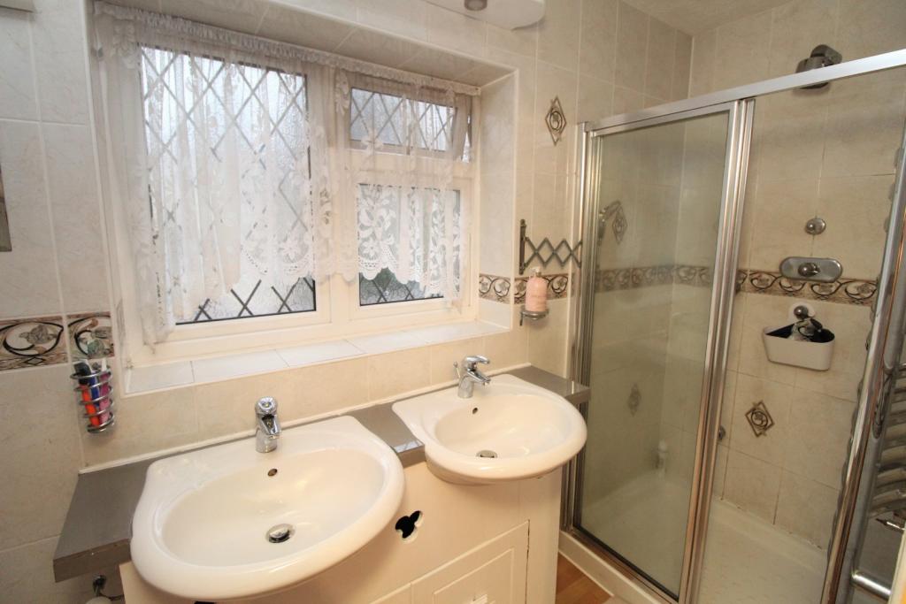 En Suite Shower Room