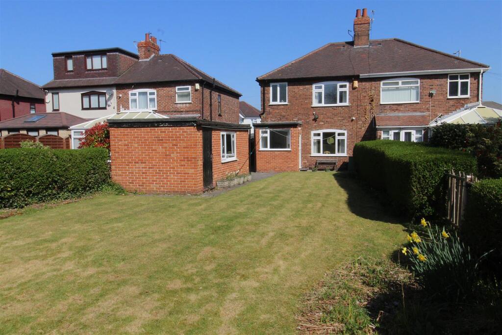 South West Facing Rear Garden