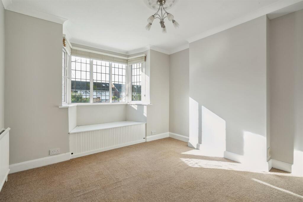 82 Burman Road, Shirley, B90 2BQ DMS3006_1.jpg
