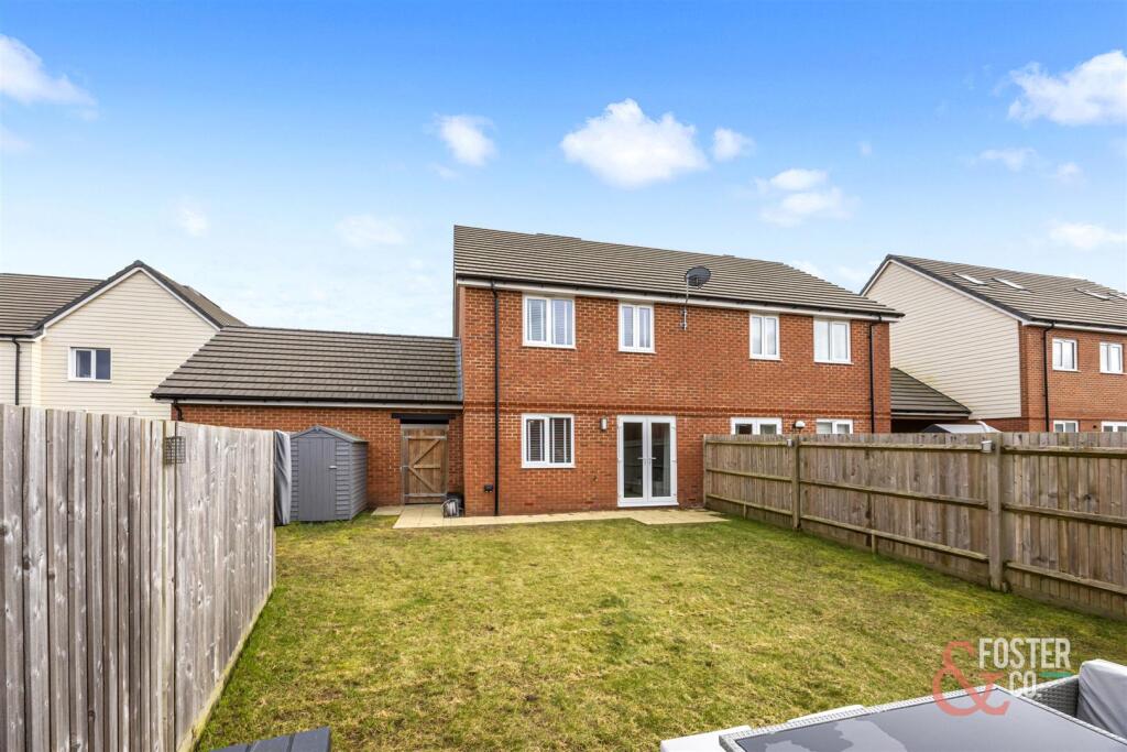 Goldcrest Drive, 67-003.jpg