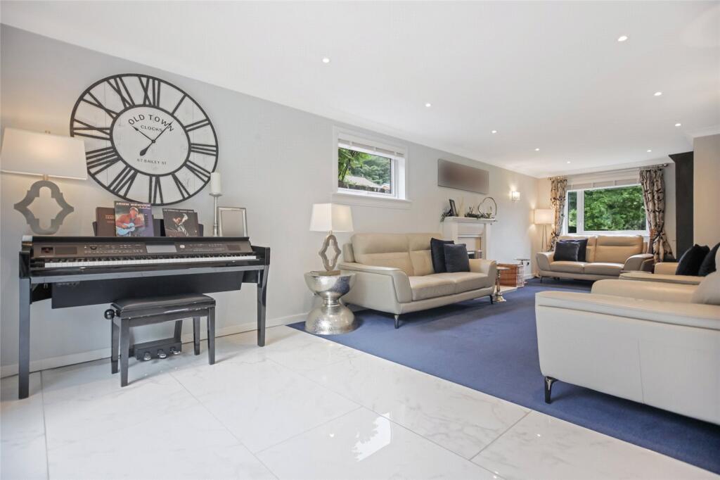 Living/Dining Room