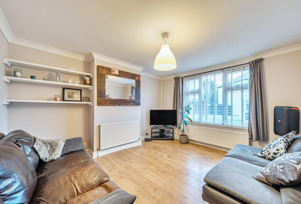 1393378-11-694ac8...